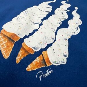 PrestonPlayz’s Merch Sweatshirt